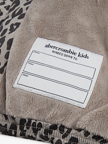 Abercrombie & Fitch Зимняя куртка в Бежевый