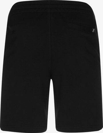 new balance Regular Pants 'Essentials' in Black