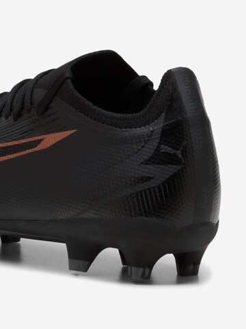 Chaussure de foot 'Ultra Match' PUMA en noir