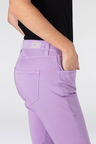 MAC Slimfit Hose in Lila