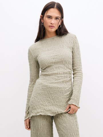 T-shirt Pull&Bear en vert : devant