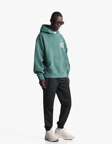 Effilé Pantalon cargo Bershka en noir