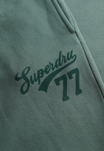 Superdry & Co Loosefit Broek 'Super 77' in Groen