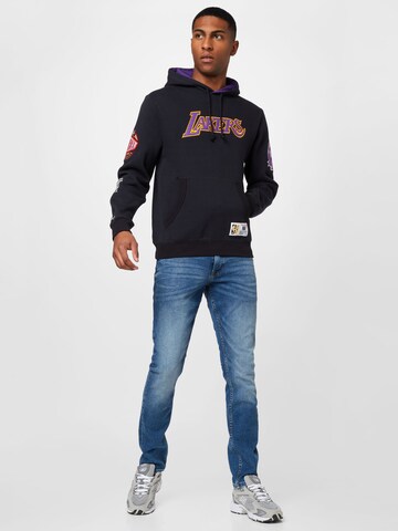 Mitchell & Ness Sweatshirt in Black