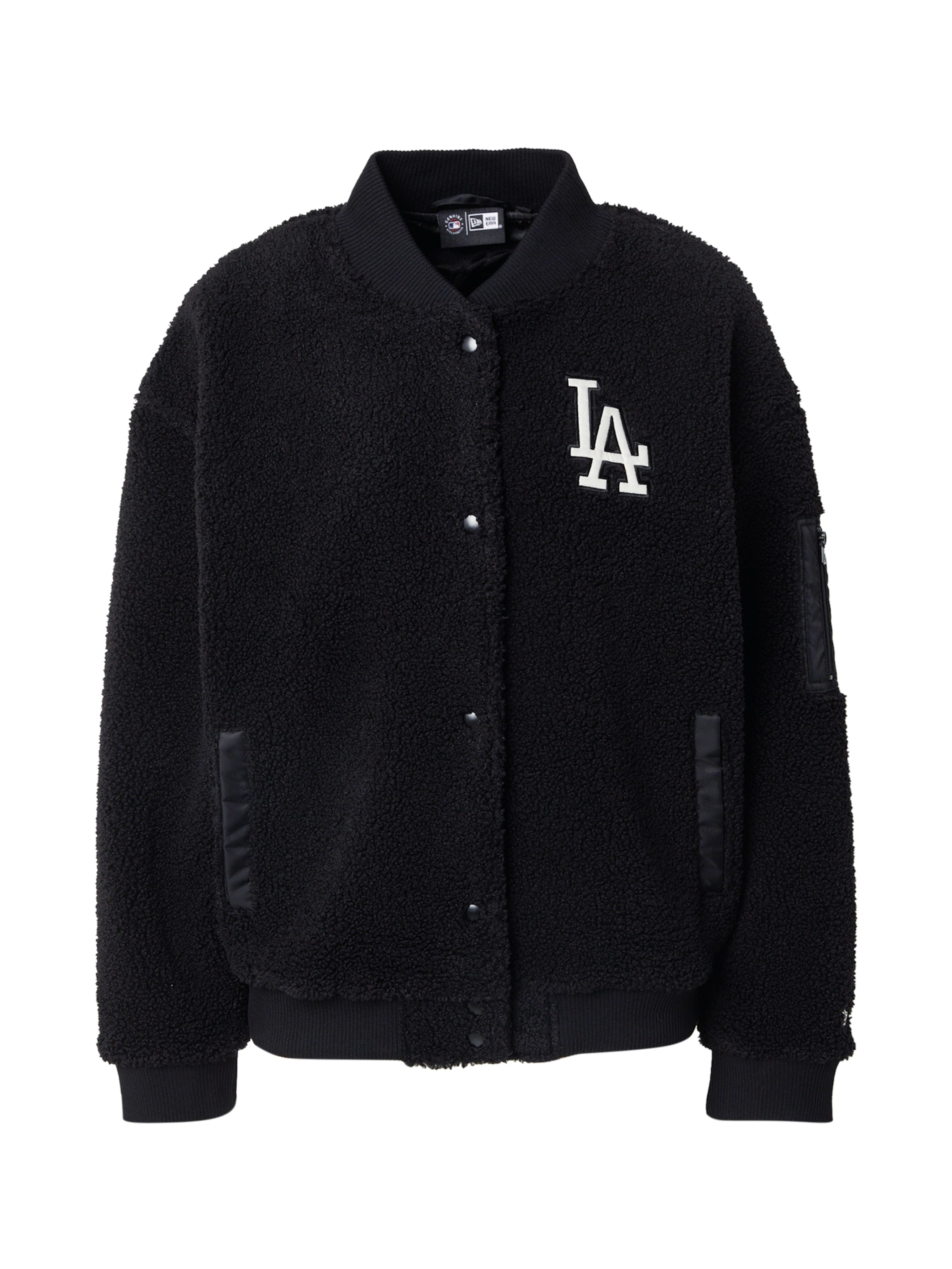 NEW ERA Преходно яке в черно: отпред