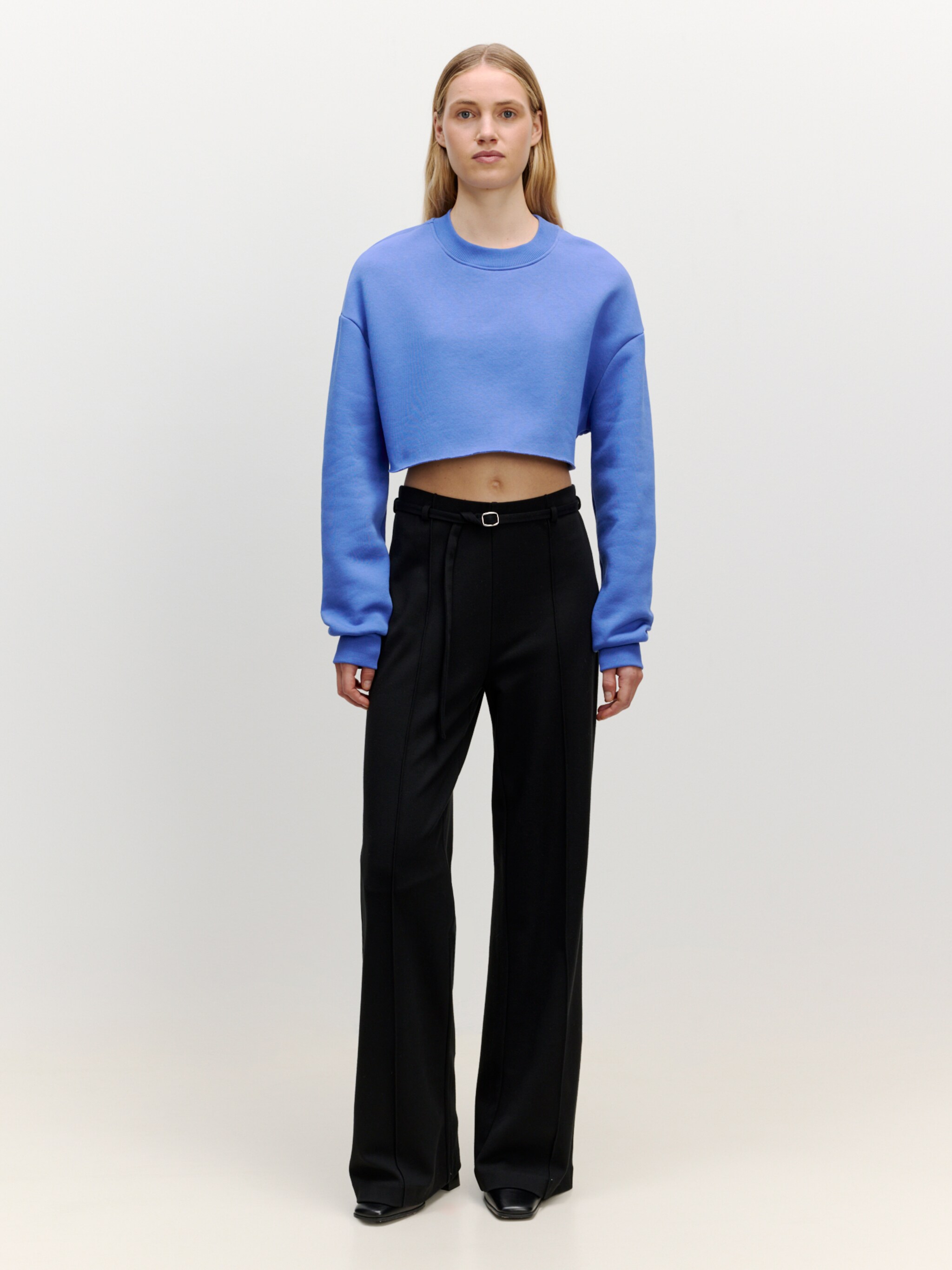 EDITED Producten Sweatshirt 'Maxie' Blauw