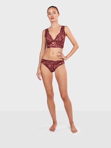 Gisela Slip i rød