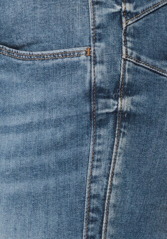 Herrlicher Flared Jeans in Blue