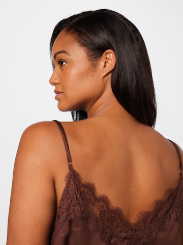 Haut Guido Maria Kretschmer Curvy en marron