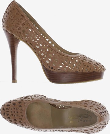 Stuart Weitzman Pumps 39,5 in Beige: predná strana