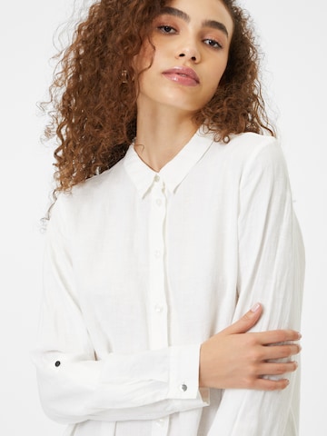 COMMA Košilové šaty – bílá