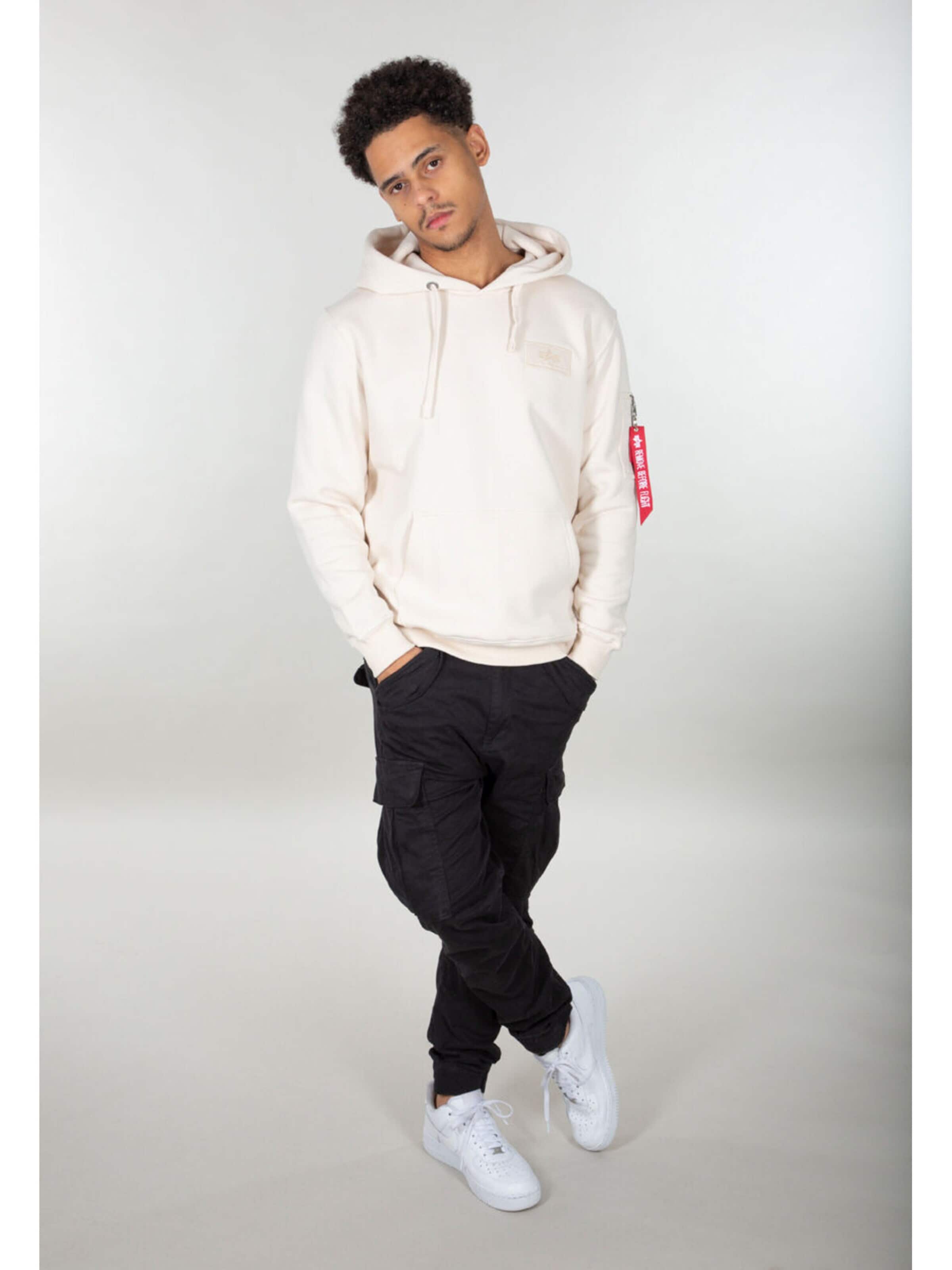 ALPHA INDUSTRIES Sweatshirt 'Backprint'‌‌‌‌ in Weiß