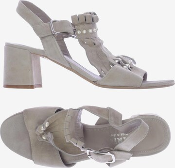 Maripå Sandals & High-Heeled Sandals in 39 in Grey: front