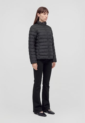 Gap Tall Between-season jacket in Black: side