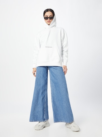 Calvin Klein Jeans Sweatshirt 'Institutional' in White