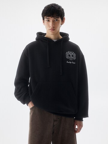 Pull&Bear Sweatshirt in Zwart: voorkant