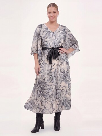 Robe YOEK en gris