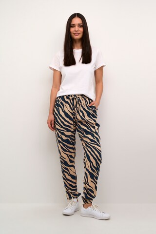 Tapered Pantaloni 'Marita' di Kaffe in blu