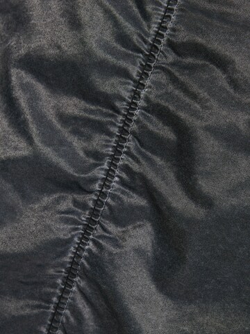BershkaPrijelazna jakna - siva boja