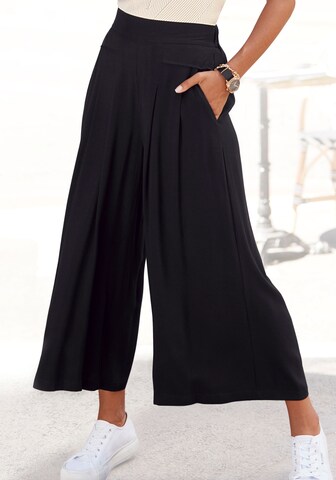 LASCANA Wide leg Pleated Pants in Black: front