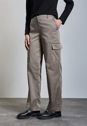 STREET ONE Regular Cargo Pants in Beige: front