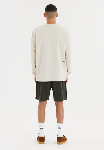 SOS Regular Shorts 'Niseko' in Grau