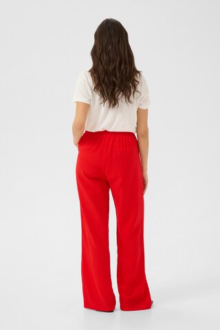 Loosefit Pantalon 'Lori ' Cream en rouge