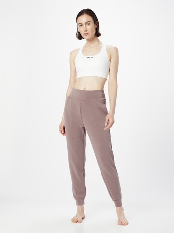 4F Tapered Workout Pants in Brown