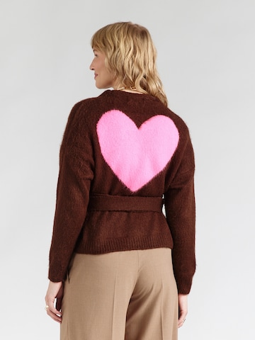 miss goodlifePulover 'Hearts' - smeđa boja