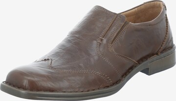 JOSEF SEIBEL Classic Flats 'DOUGLAS' in Brown: front