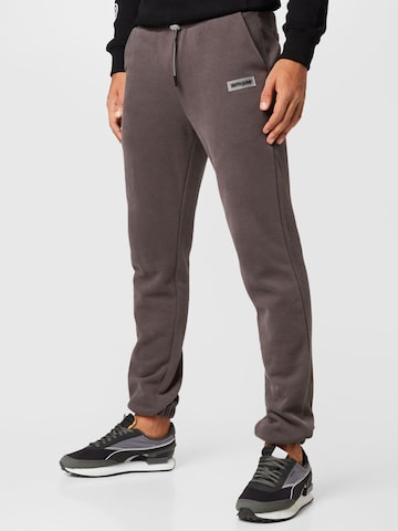 Sixth June Tapered Pants in Grey: front