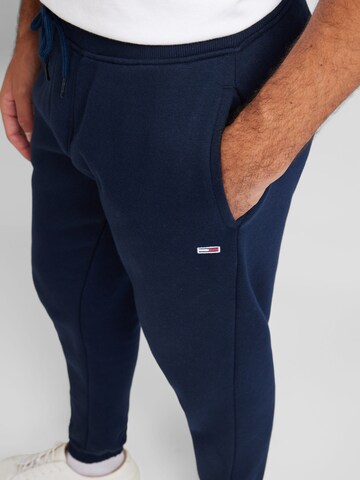 Tapered Pantaloni di Tommy Jeans in blu