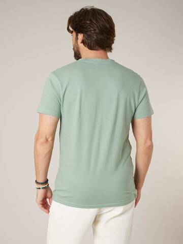 T-Shirt 'VASITO' Deeluxe en vert