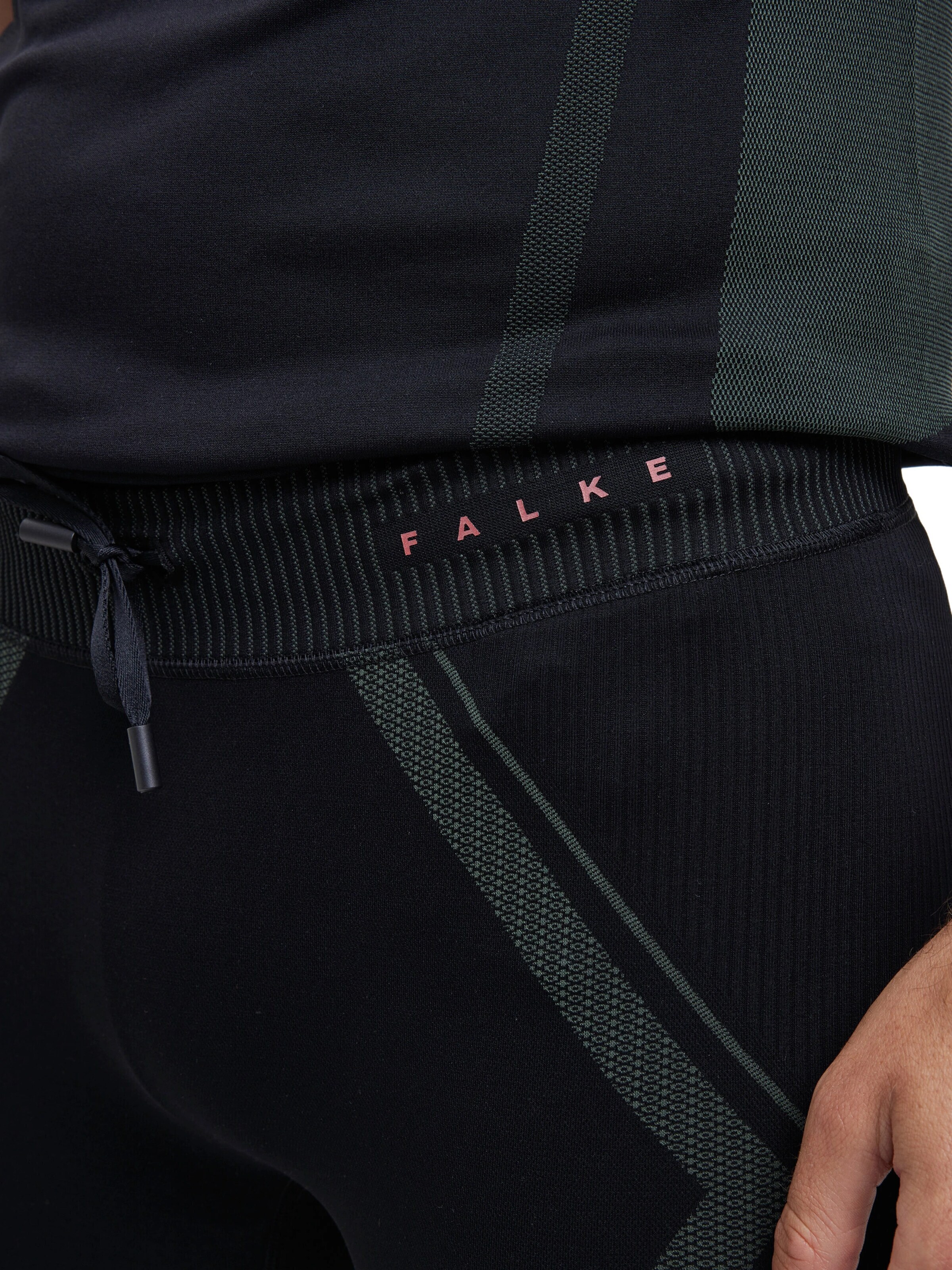 FALKE Skinny Pants in Black