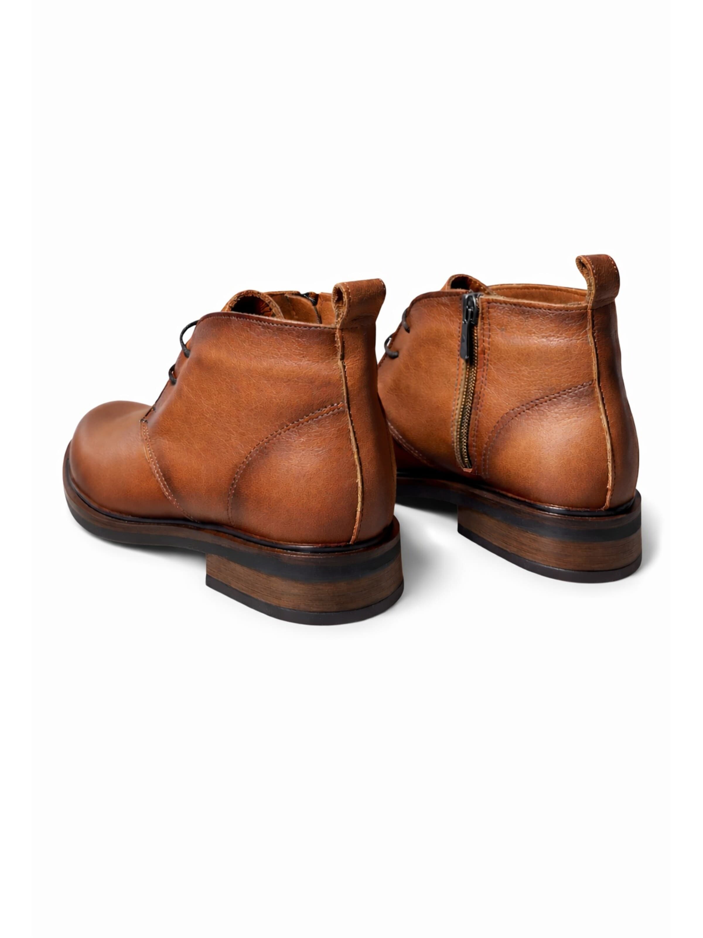 Lorévine Lace-up boot in Brown
