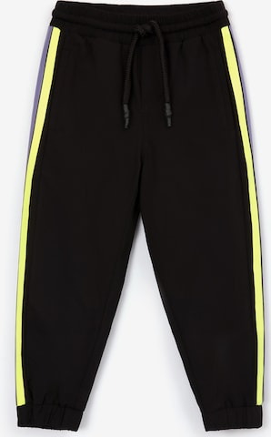 Gulliver Regular Pants in Black: front