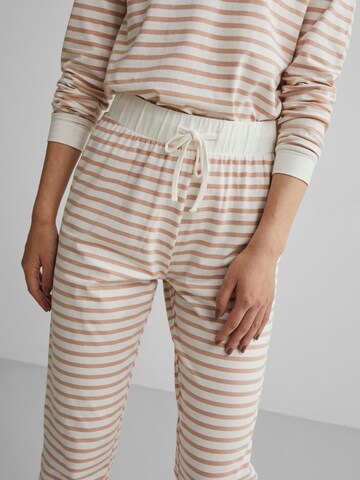 PIECES - Pijama 'Elf' en blanco