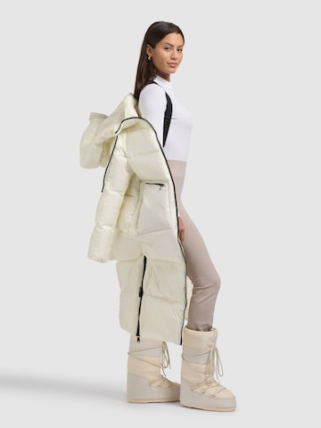 khujo Zimní kabát 'TONIA' – bílá