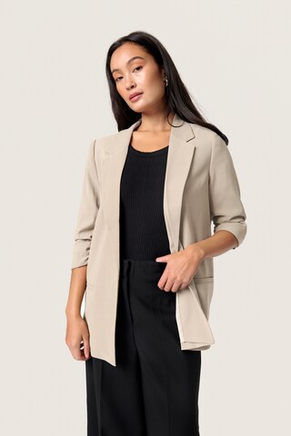 Blazer di SOAKED IN LUXURY in beige: frontale