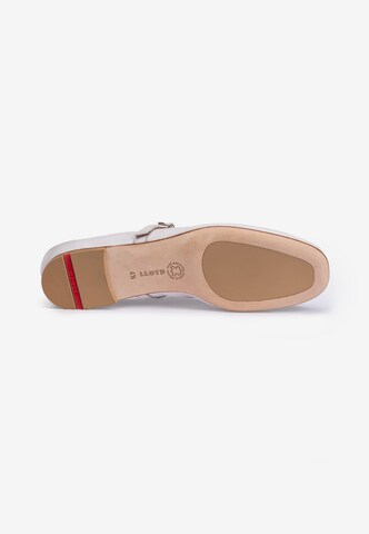 LLOYD Ballet Flats with Strap in White