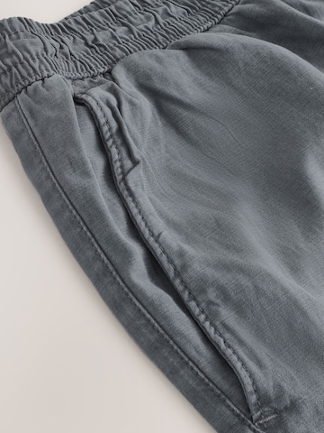 Next Regular Shorts in Blau