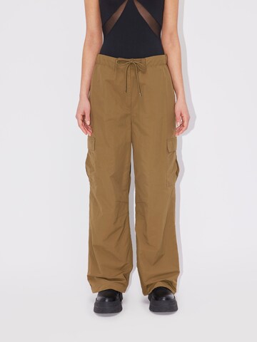 Loosefit Pantalon cargo 'Corinna' LeGer by Lena Gercke en vert : devant