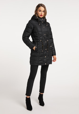 faina Between-Seasons Coat in Black