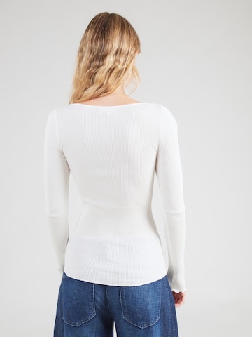 T-shirt 'Beatha' rosemunde en blanc