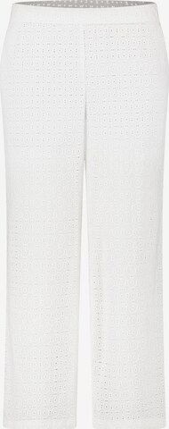 Betty & Co Boot cut Pants in White: front