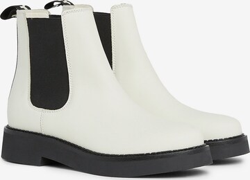 Tommy Jeans Chelsea Boots in Weiß