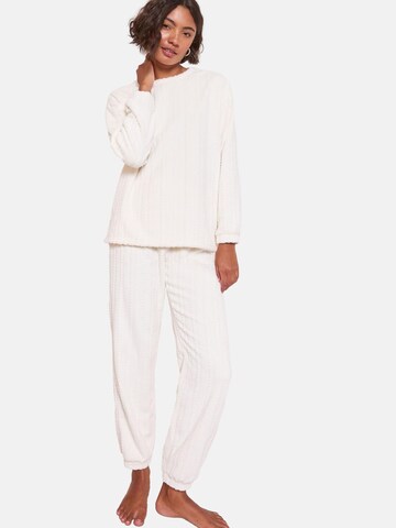 Friends Like These Pyjama in Beige: voorkant
