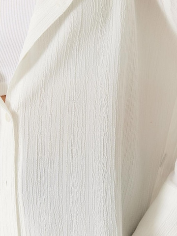 Chemisier Bianco Lucci en beige