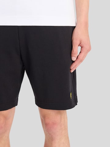 Regular Pantalon Lyle & Scott en noir