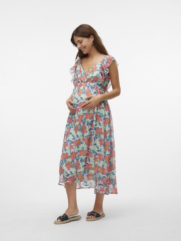 Robe d’été 'ADA' MAMALICIOUS en mélange de couleurs